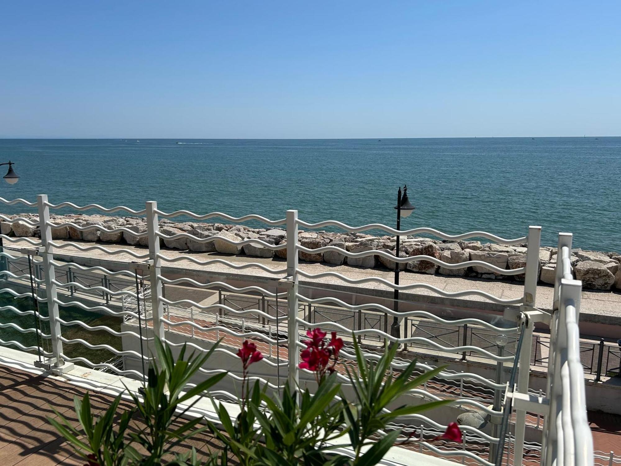 Ca Dell'Angelo - Caorle Apart otel Dış mekan fotoğraf